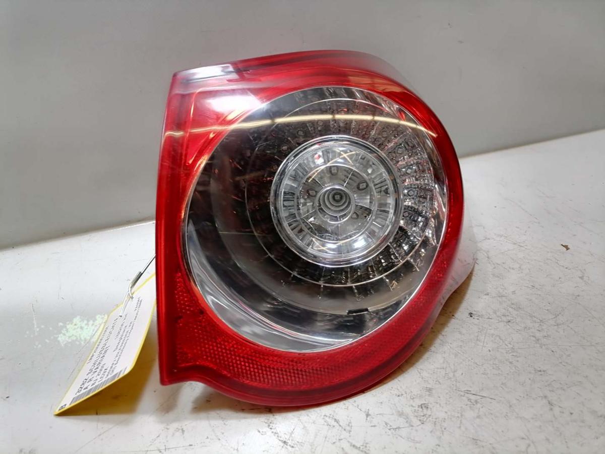 VW Passat 3C original R&uuml;cklicht R&uuml;ckleuchte Schlussleuchte rechts Kombi Bj.2009